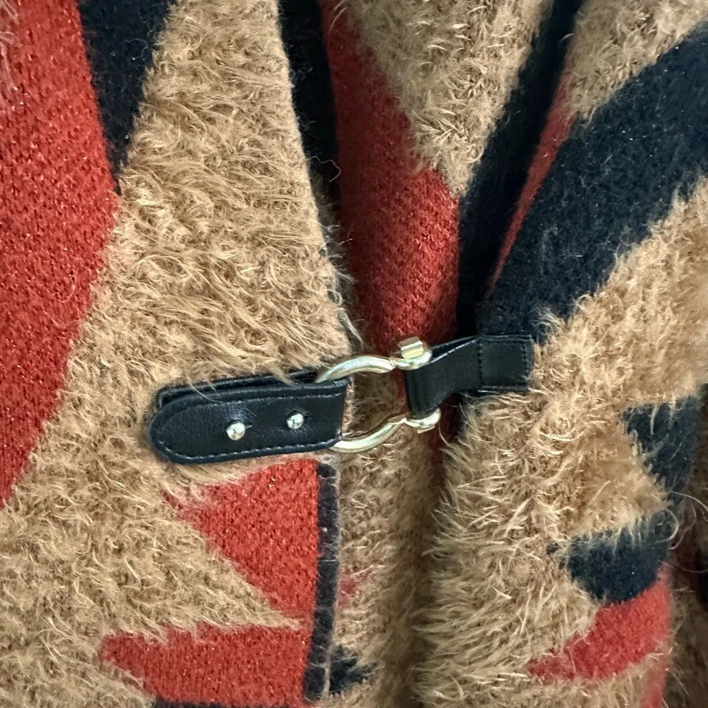 Black Rivet Aztec Southwestern Cozy Sweater Cardigan. Brown/Black/Red
Size: L - Picture 5 of 12